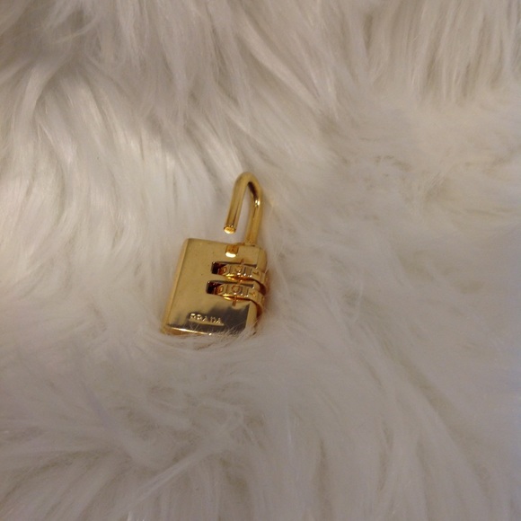 Authentic Prada Combination lock - Picture 4 of 7